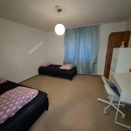 Babelsberger Haus アパート ポツダム